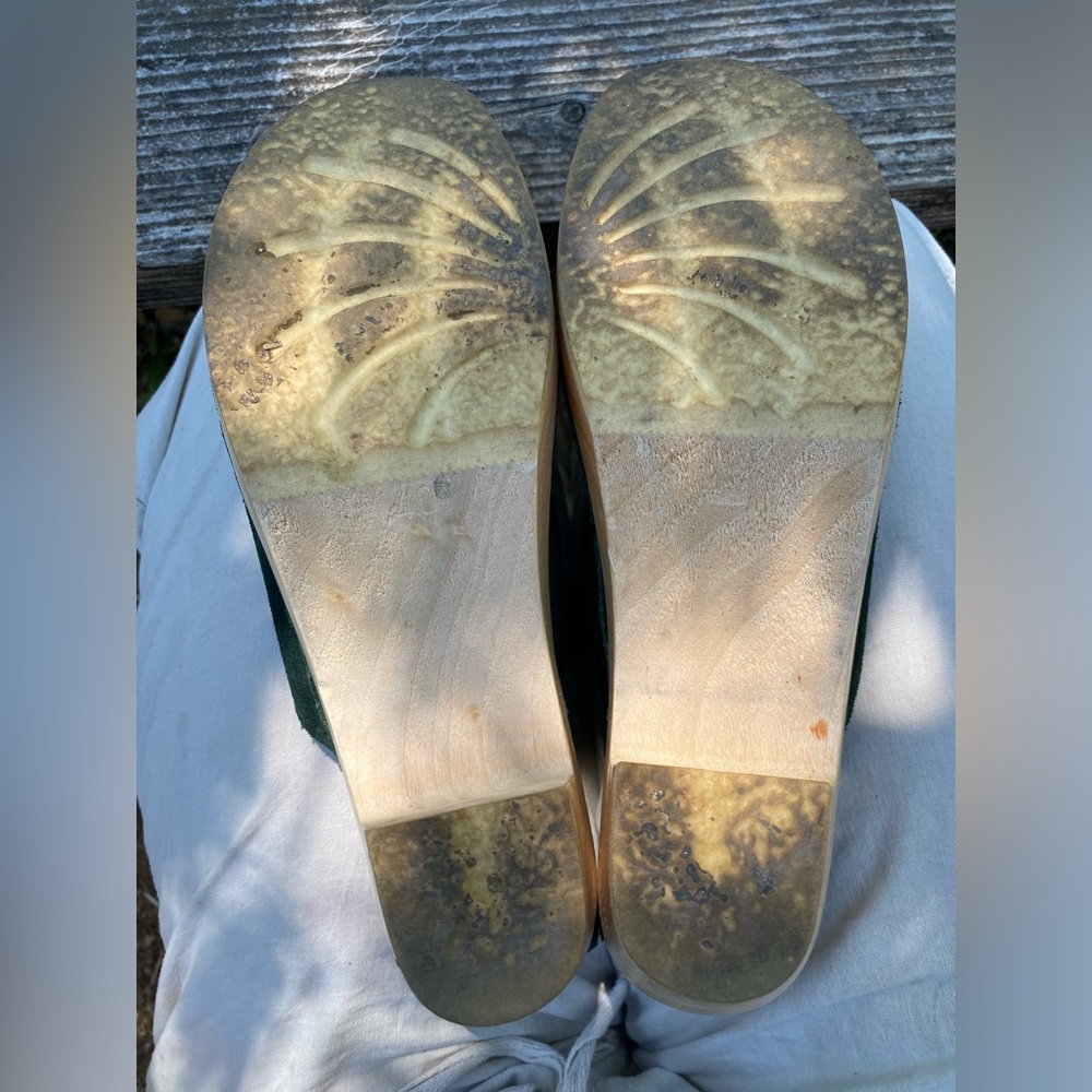 So stylish! No. 6, size 40, women’s 9, like-new condition. - Picture 4 of 4